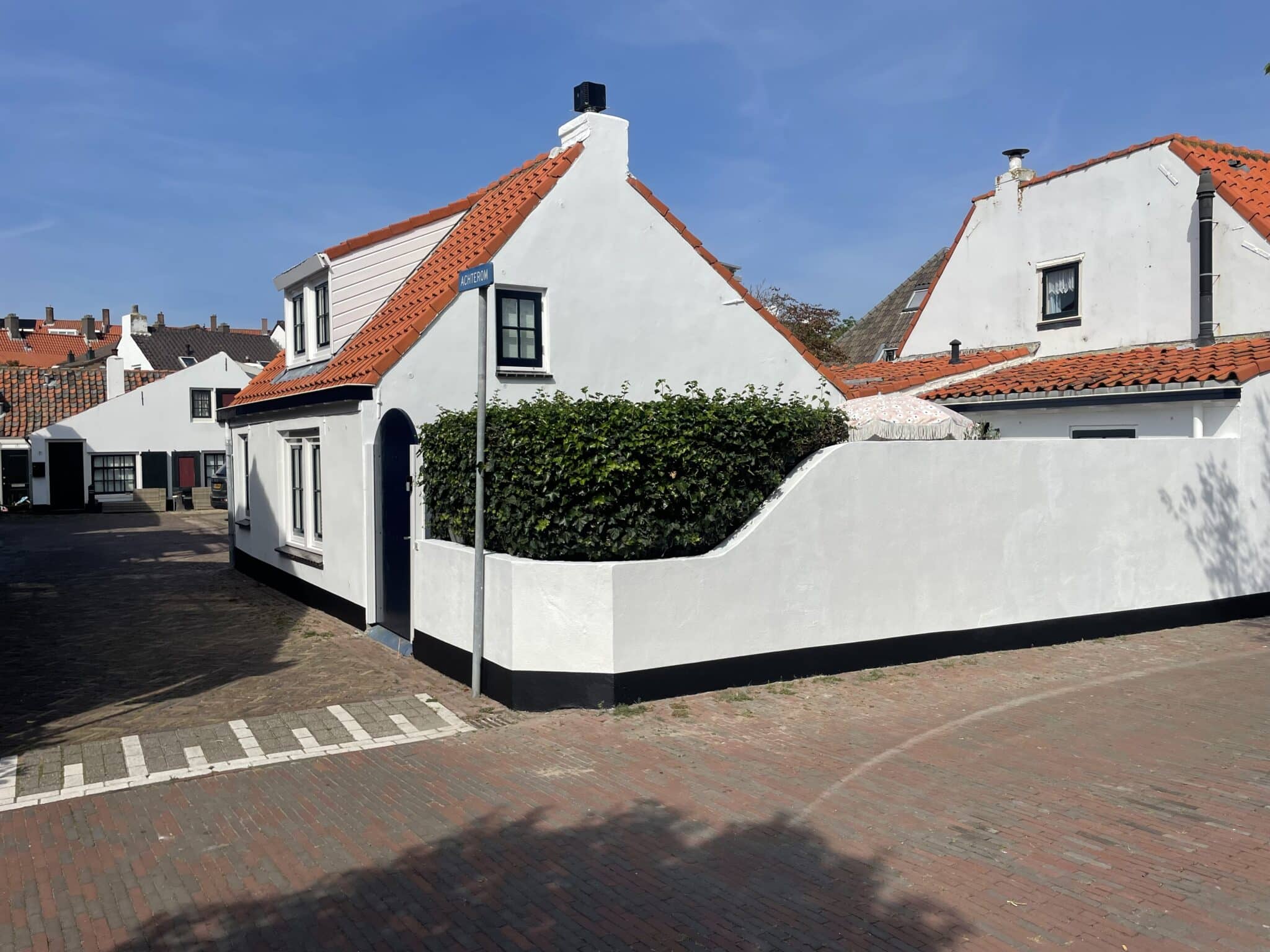 Buitenkant van de accommodatie Vissershuisje Achterom 4